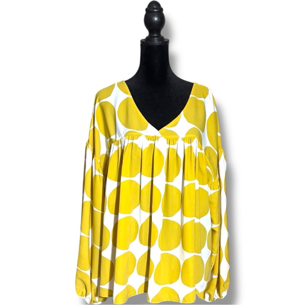 Ces Femme Yellow and White Long Balloon Sleeve Lightweight Flowy V-Neck Blouse - Picture 2 of 16
